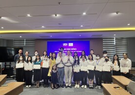 HREC TÀI TRỢ 20 SUẤT HỌC BỔNG TRỊ GIÁ 200 TRIỆU ĐỒNG CHO TRƯỜNG ĐẠI HỌC KINH TẾ TP.HCM